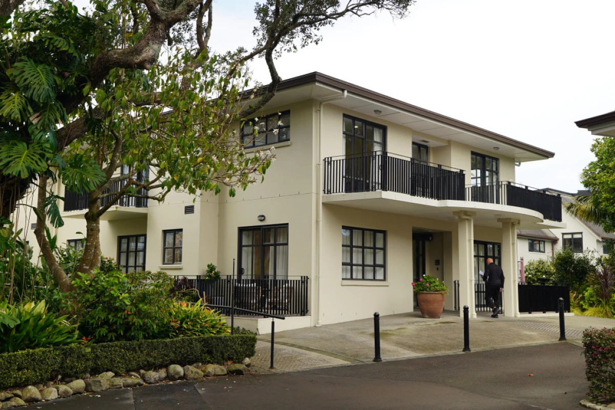 7-saint-vincent-care-home-6055