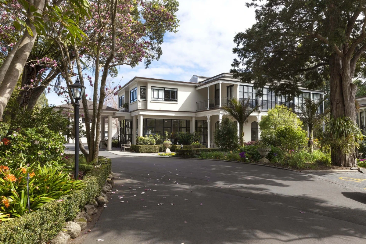 7-saint-vincent-metlifecare-12674