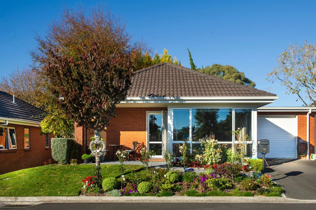 bob-owens-retirement-village-10881