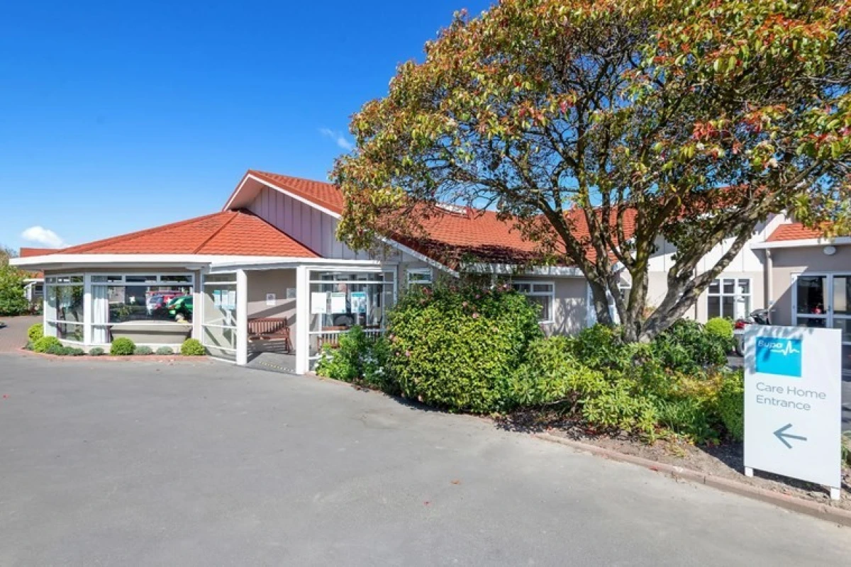 bupa-bethesda-care-home-2797