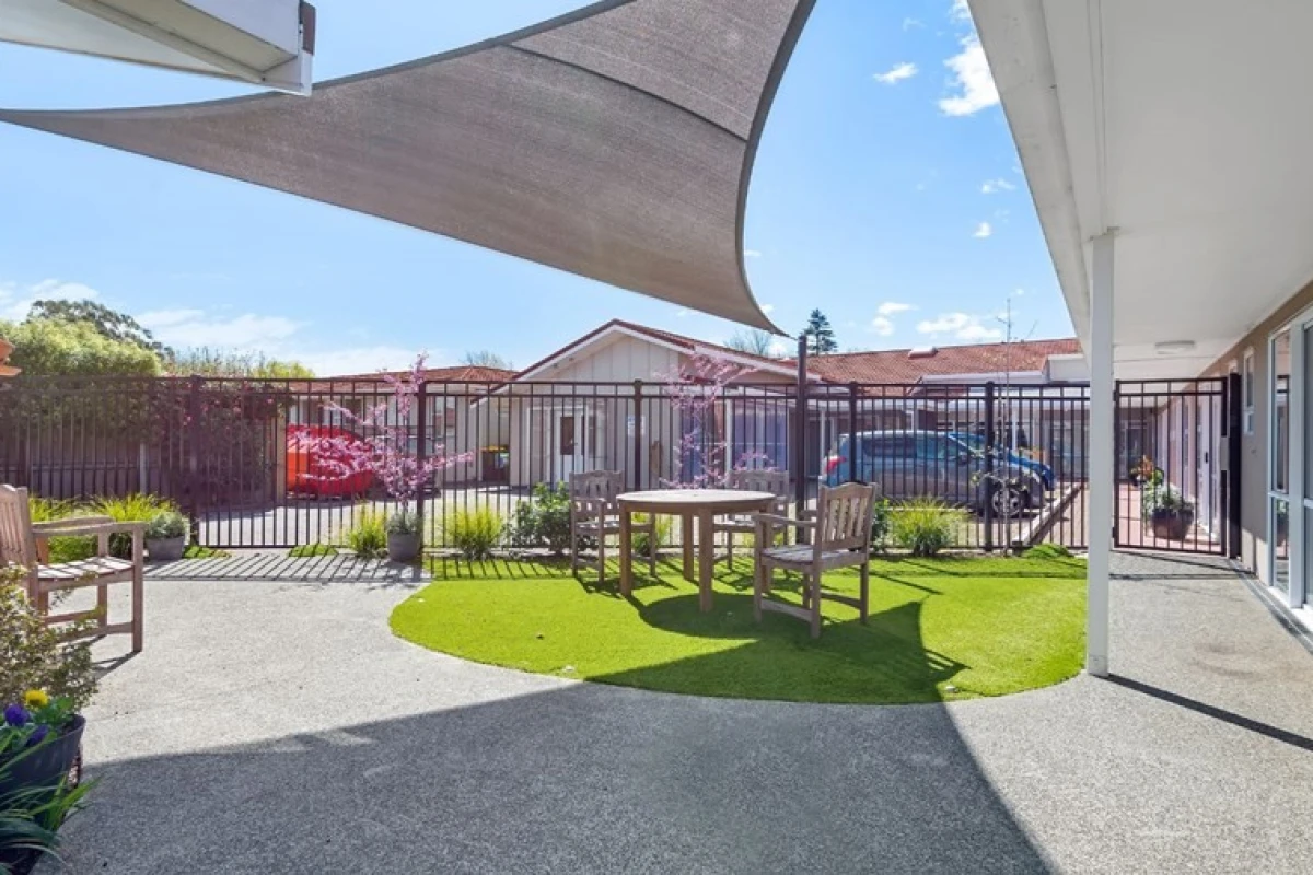 bupa-bethesda-care-home-2799