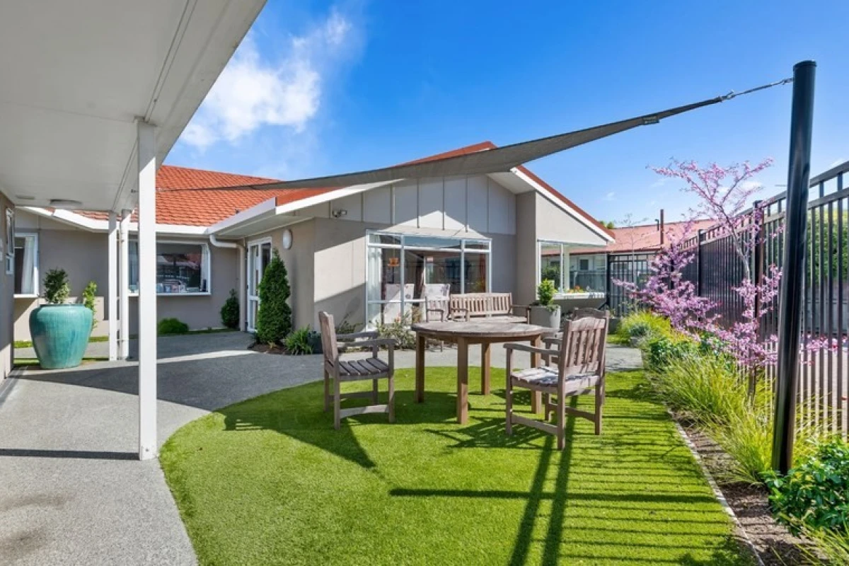 bupa-bethesda-care-home-2800