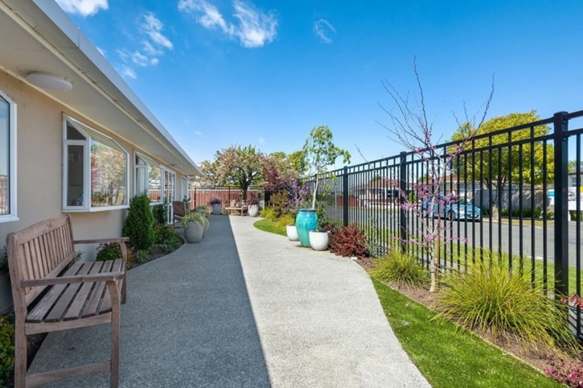 bupa-bethesda-care-home-2802