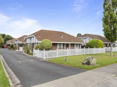 Bupa Cedar Manor Retirement Village