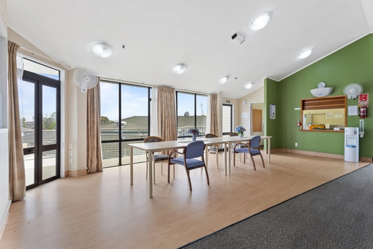bupa-glenburn-care-home-2065