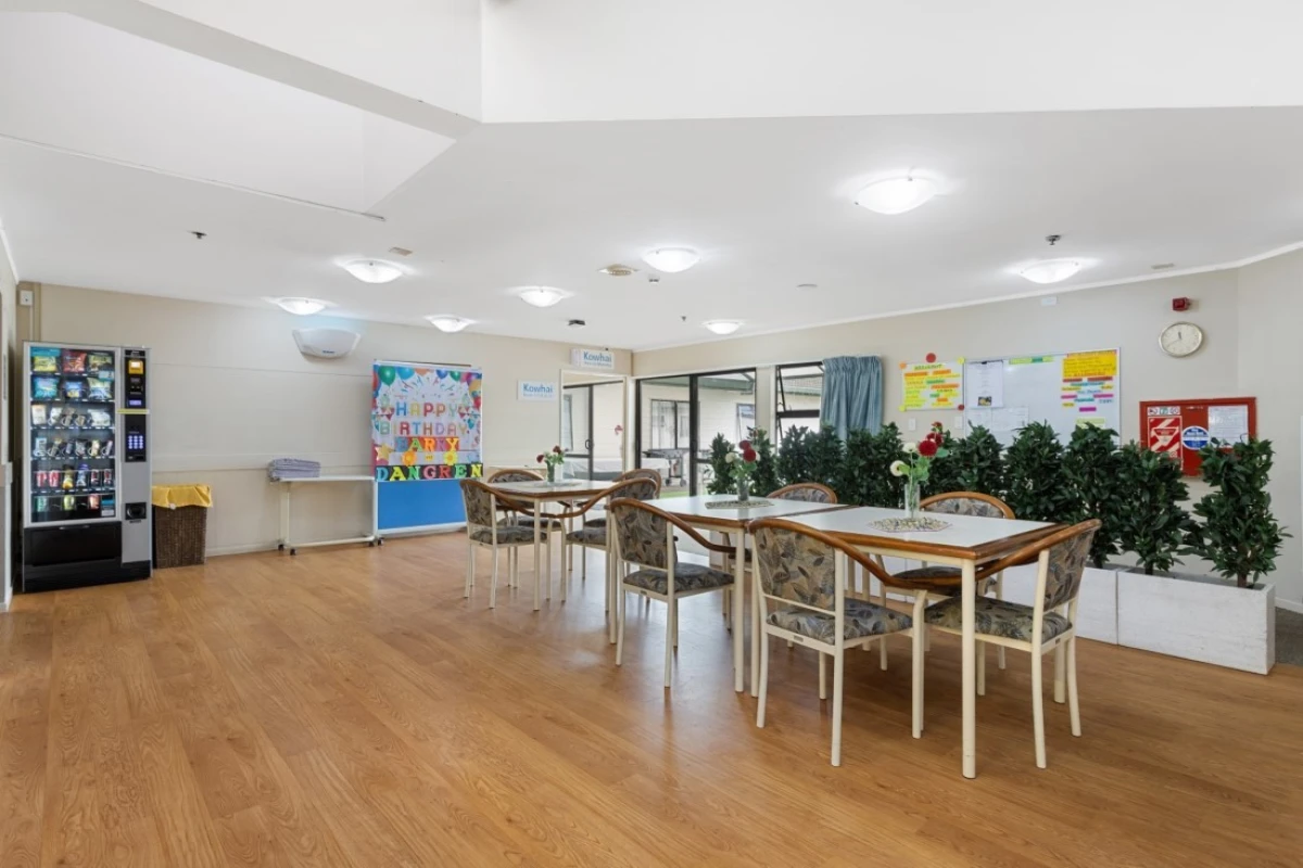 bupa-glenburn-care-home-2066