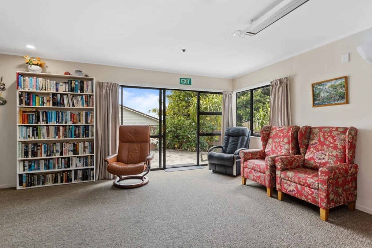 bupa-glenburn-care-home-2070