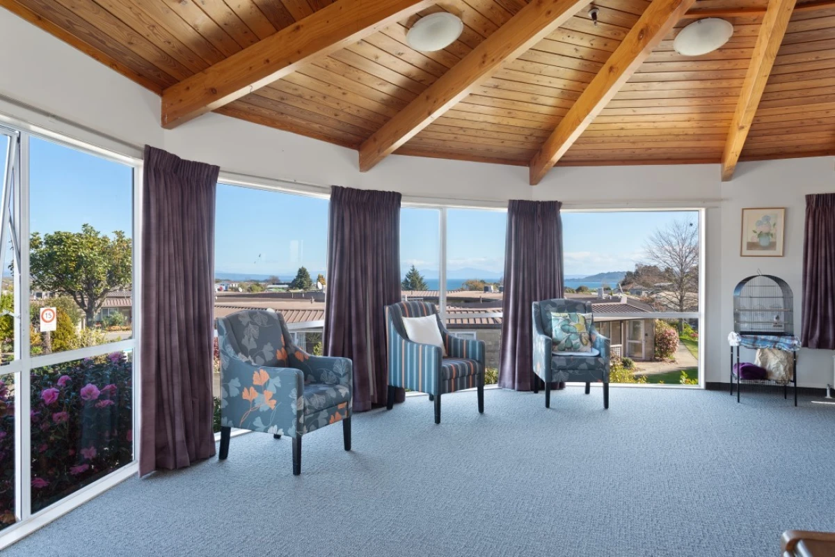 bupa-liston-heights-care-home-2253