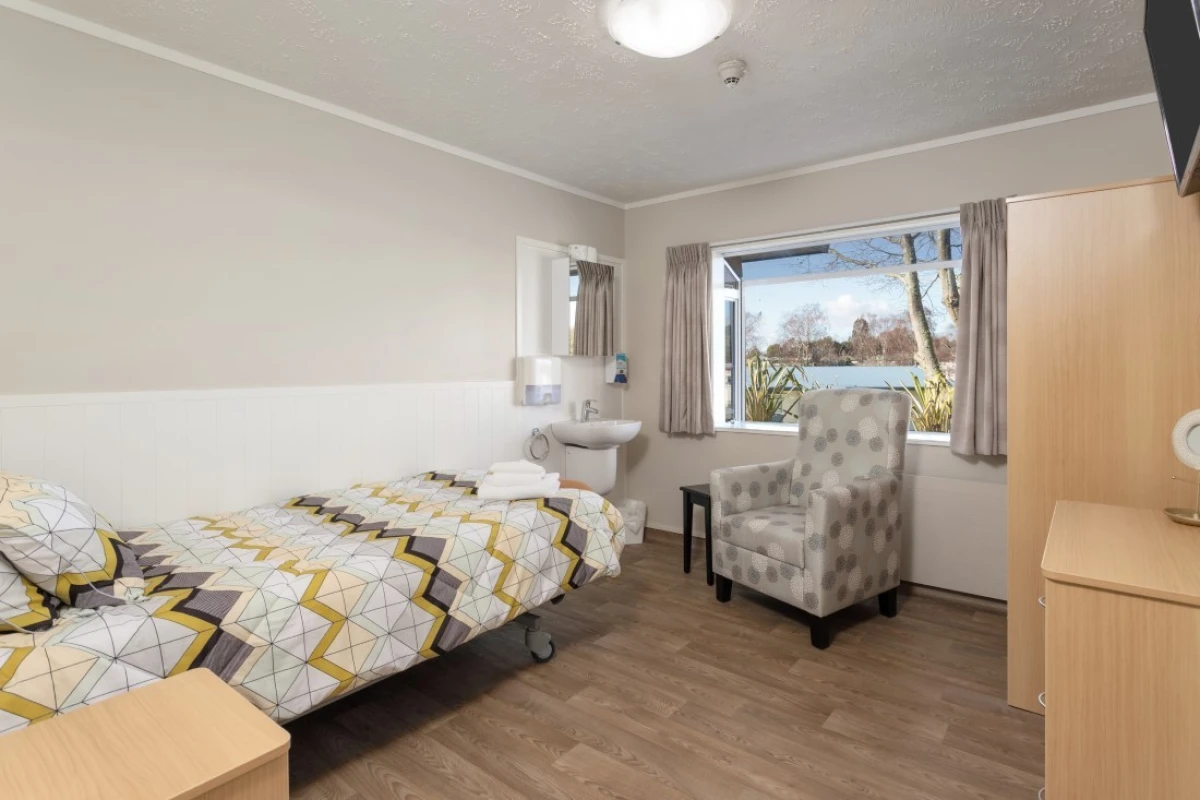 bupa-liston-heights-care-home-2254