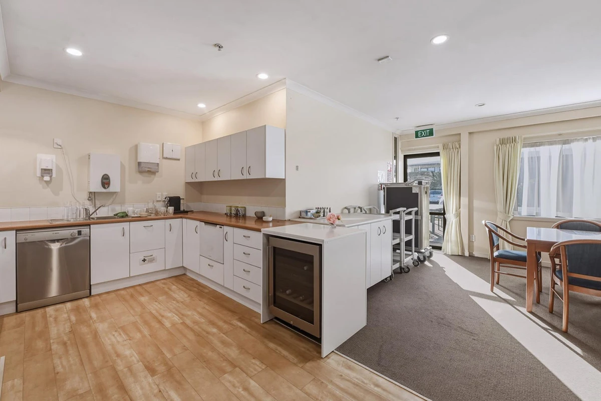bupa-liston-heights-retirement-village-13923