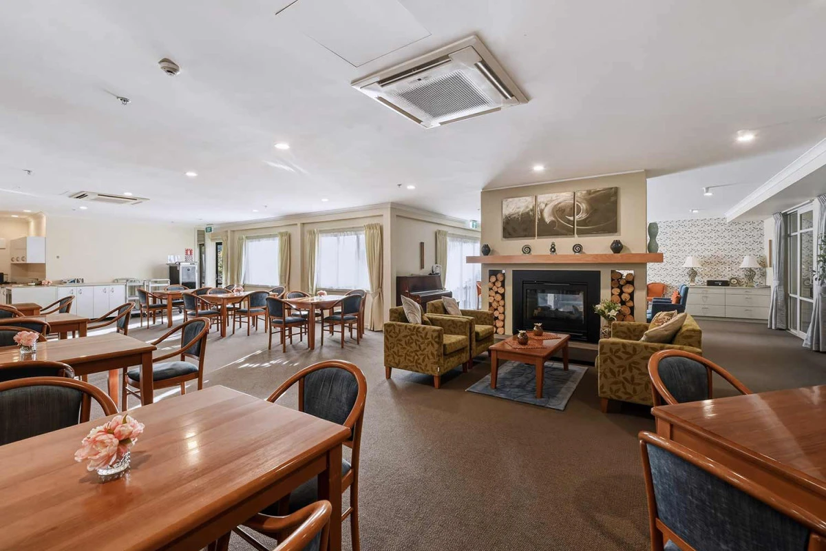 bupa-liston-heights-retirement-village-13927