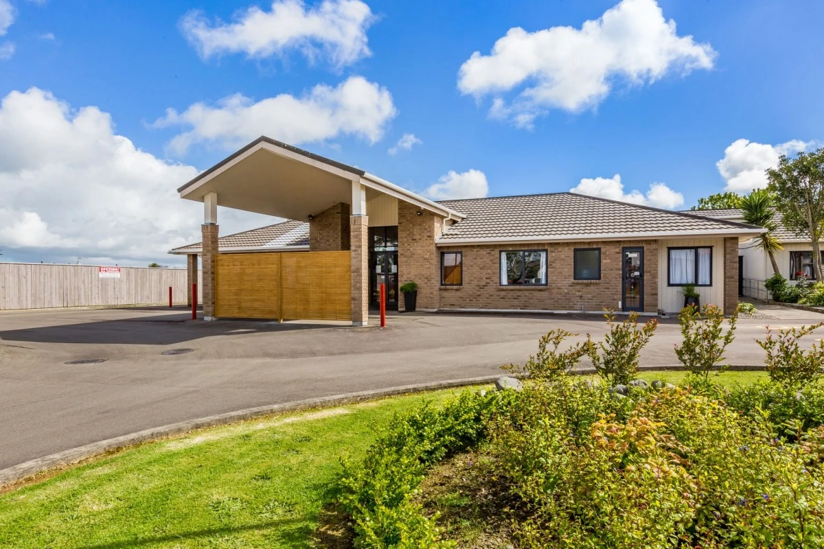 bupa-te-whanau-care-home-3572