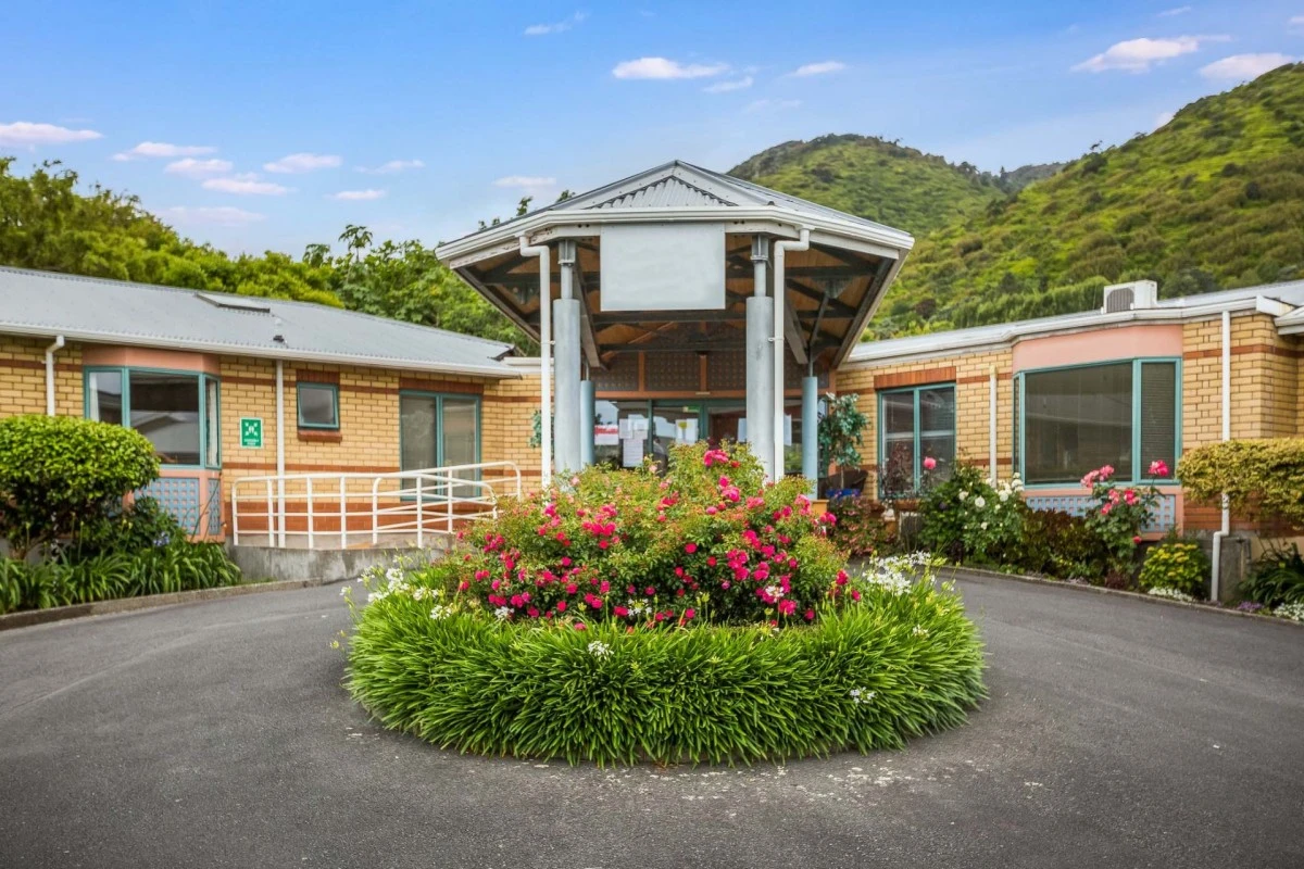 bupa-winara-care-home-3607