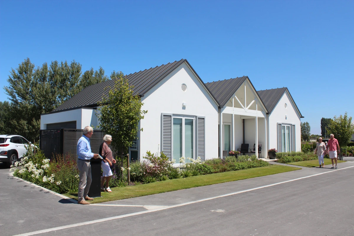 burlington-village-13064