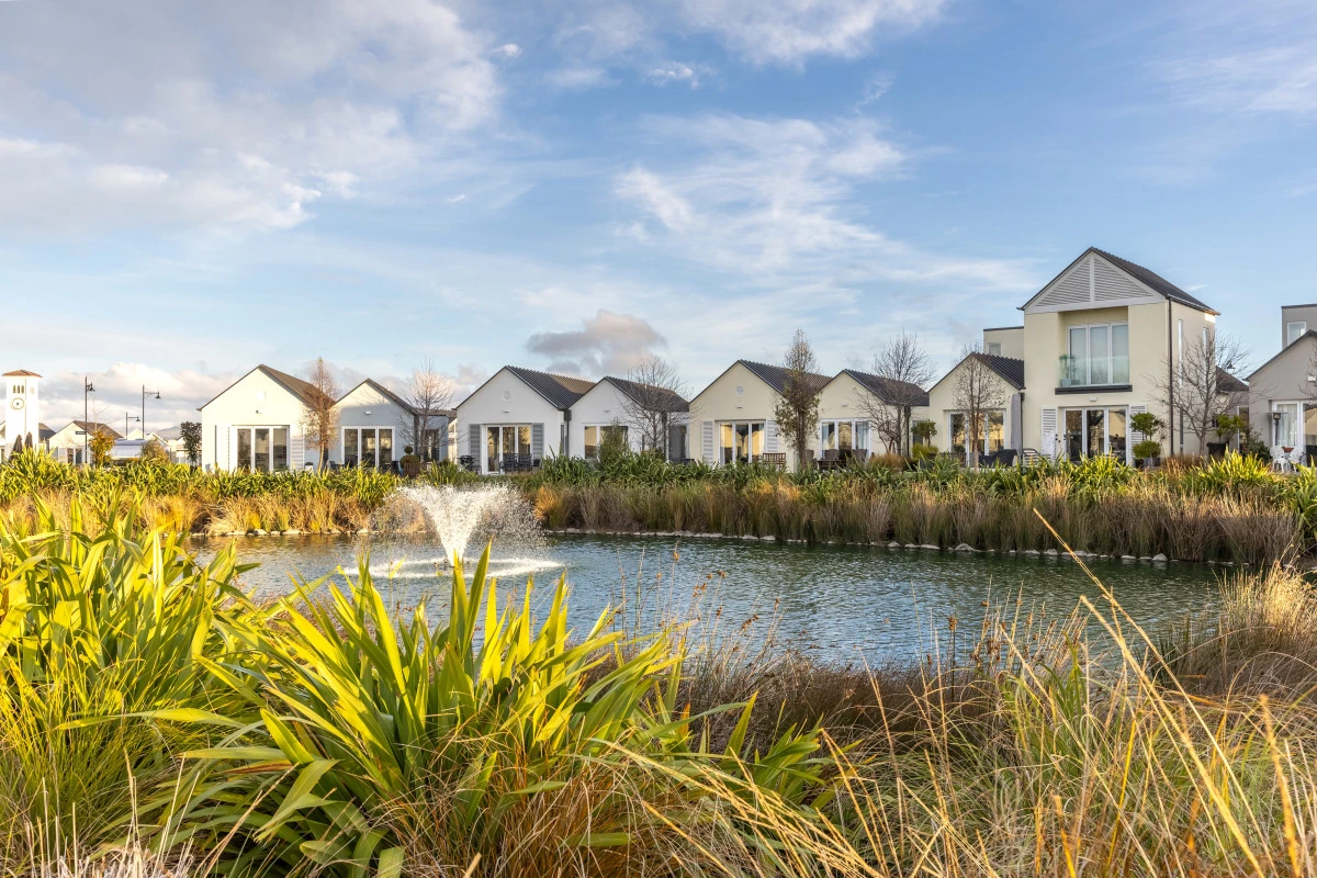 burlington-village-13067