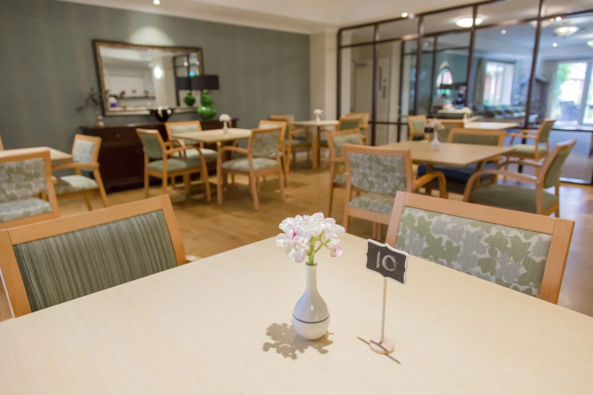 diana-isaac-retirement-village-care-home-4390