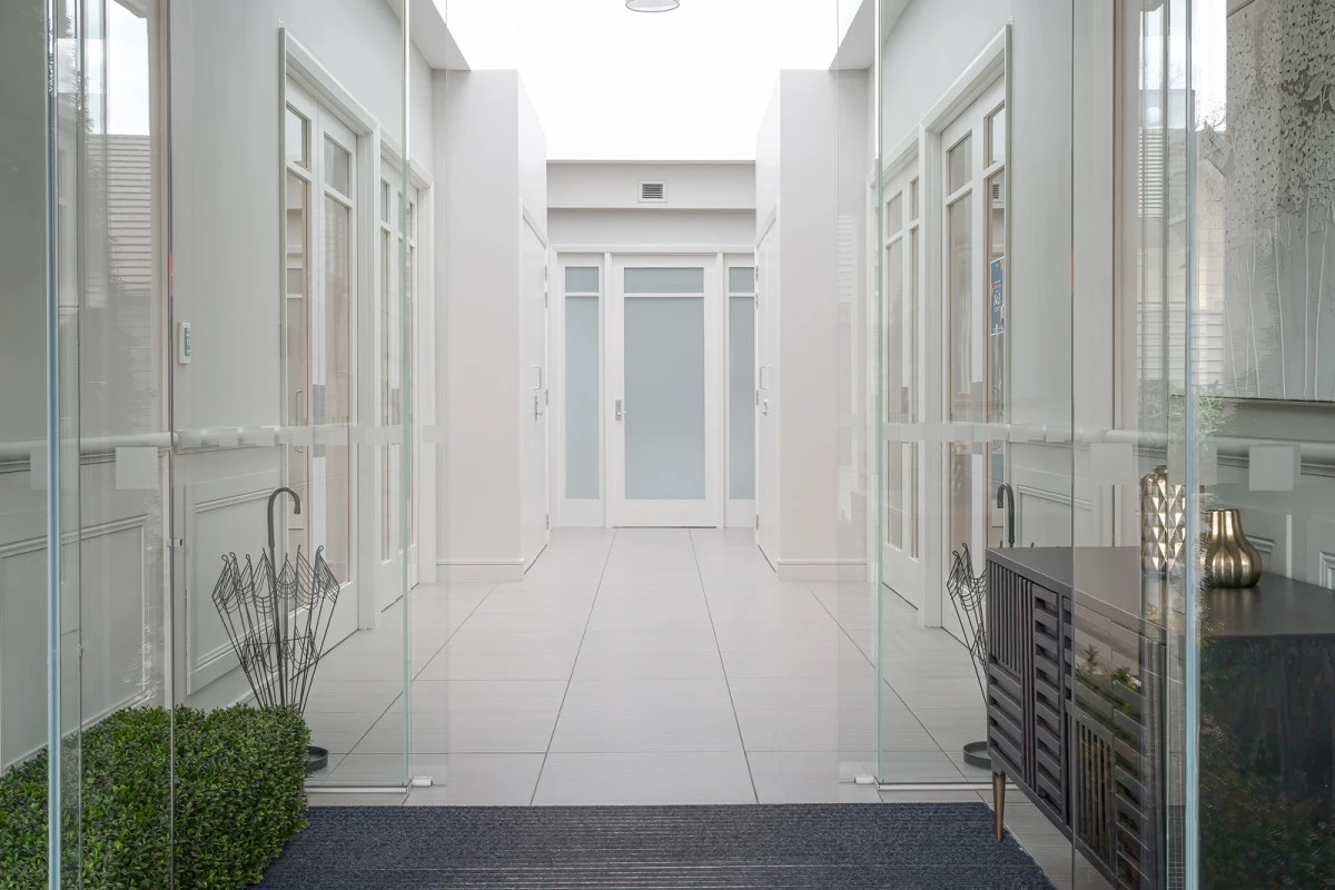 elmswood-village-13217