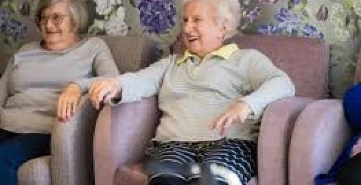 evelyn-page-retirement-village-care-home-room-1795