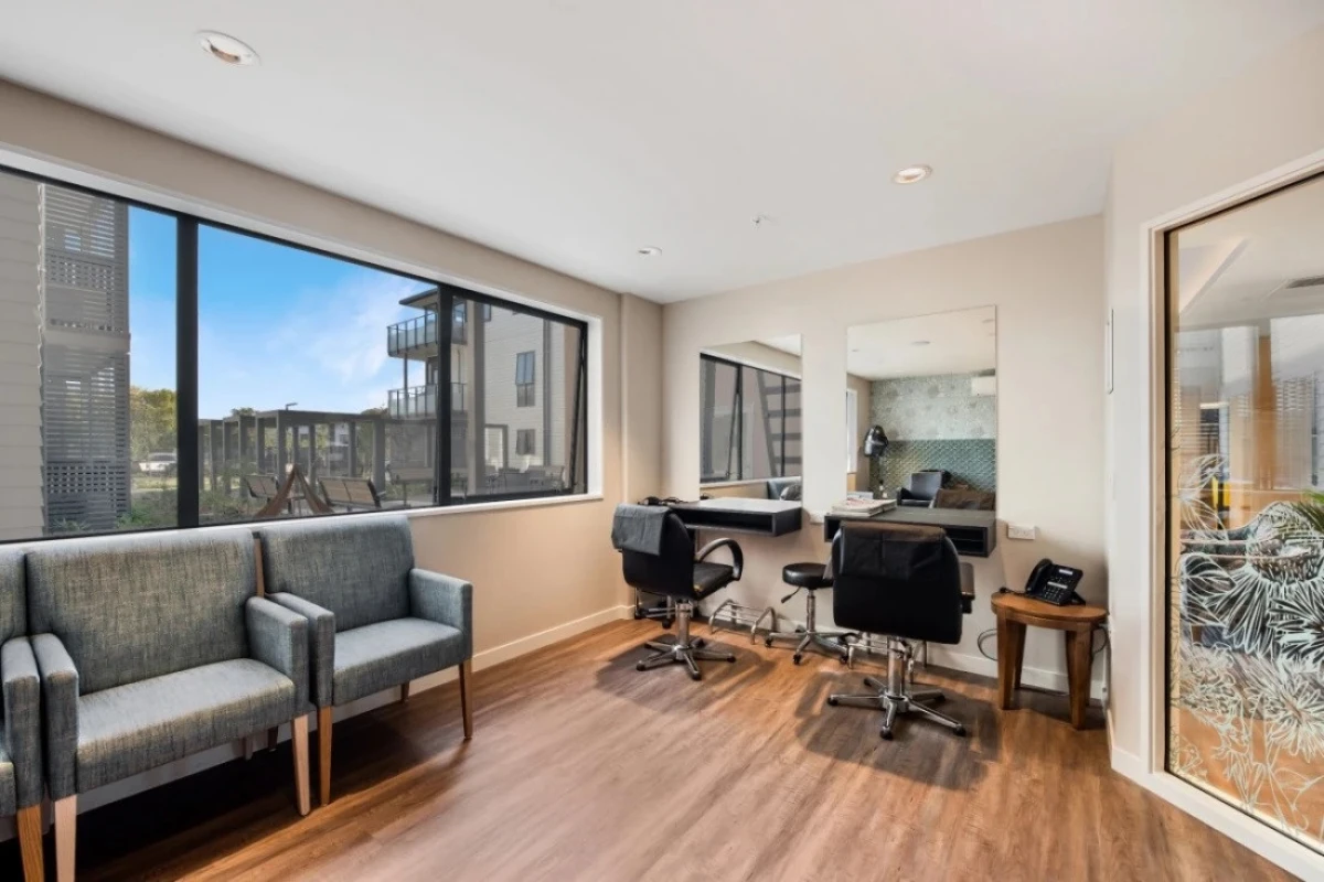 green-gables-care-suites-5306