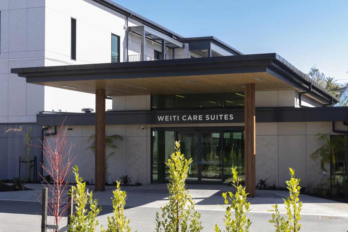 gulf-rise-care-home-metlifecare-4779