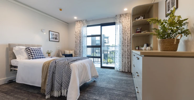 gulf-rise-care-home-metlifecare-room-1068