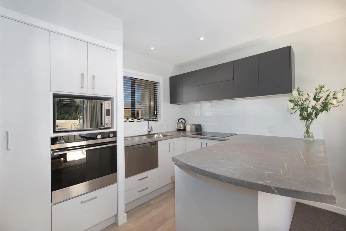 huntleigh-retirement-apartments-by-enliven-3