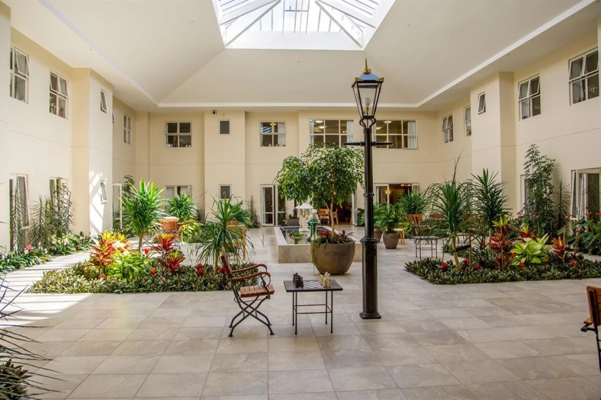 jane-mander-retirement-village-care-home-4