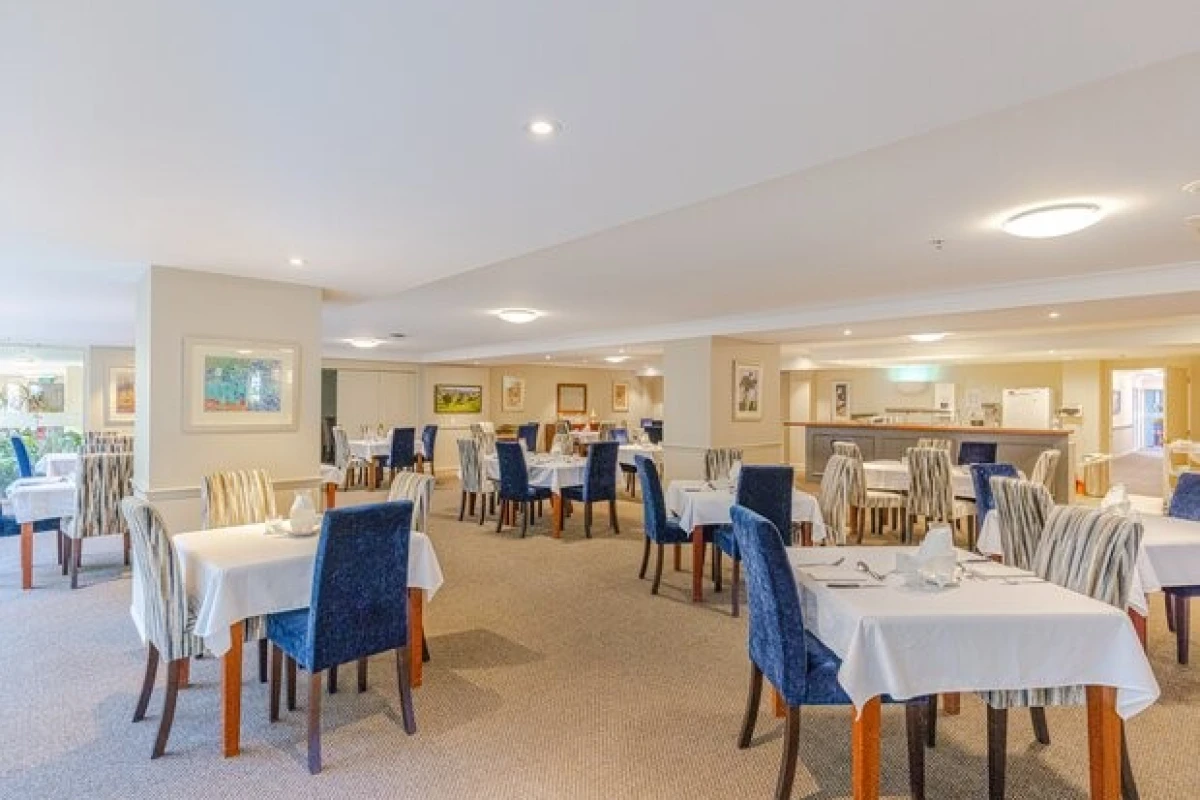 jane-winstone-retirement-village-care-home-3363