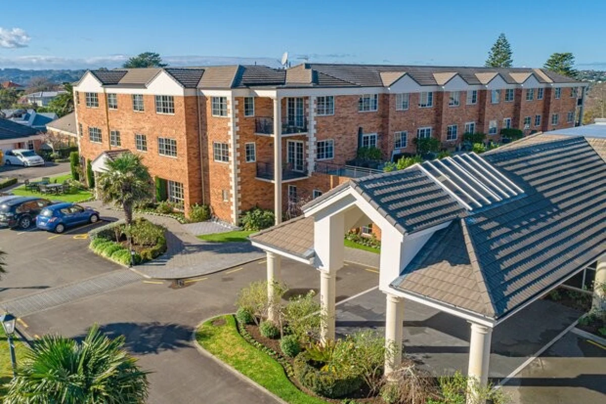 jane-winstone-retirement-village-care-home-3365