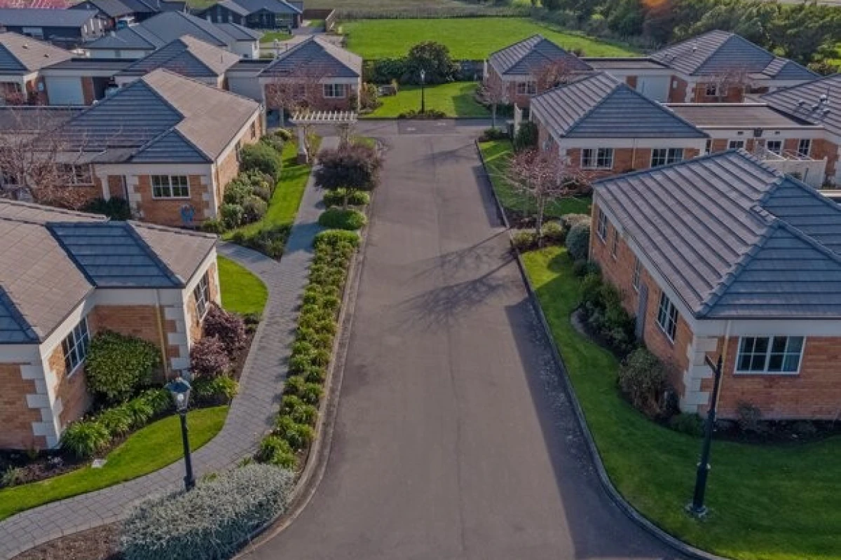 julia-wallace-retirement-village-6139