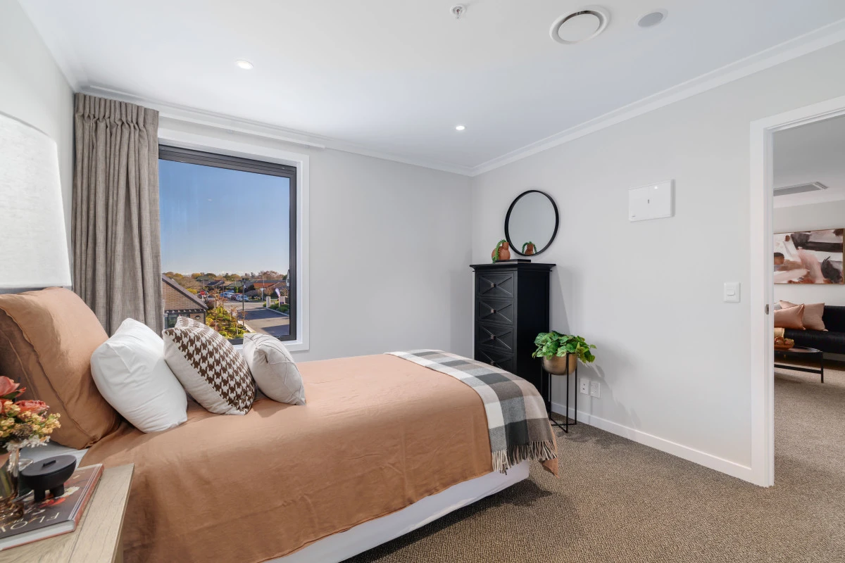 kevin-hickman-retirement-village-12558