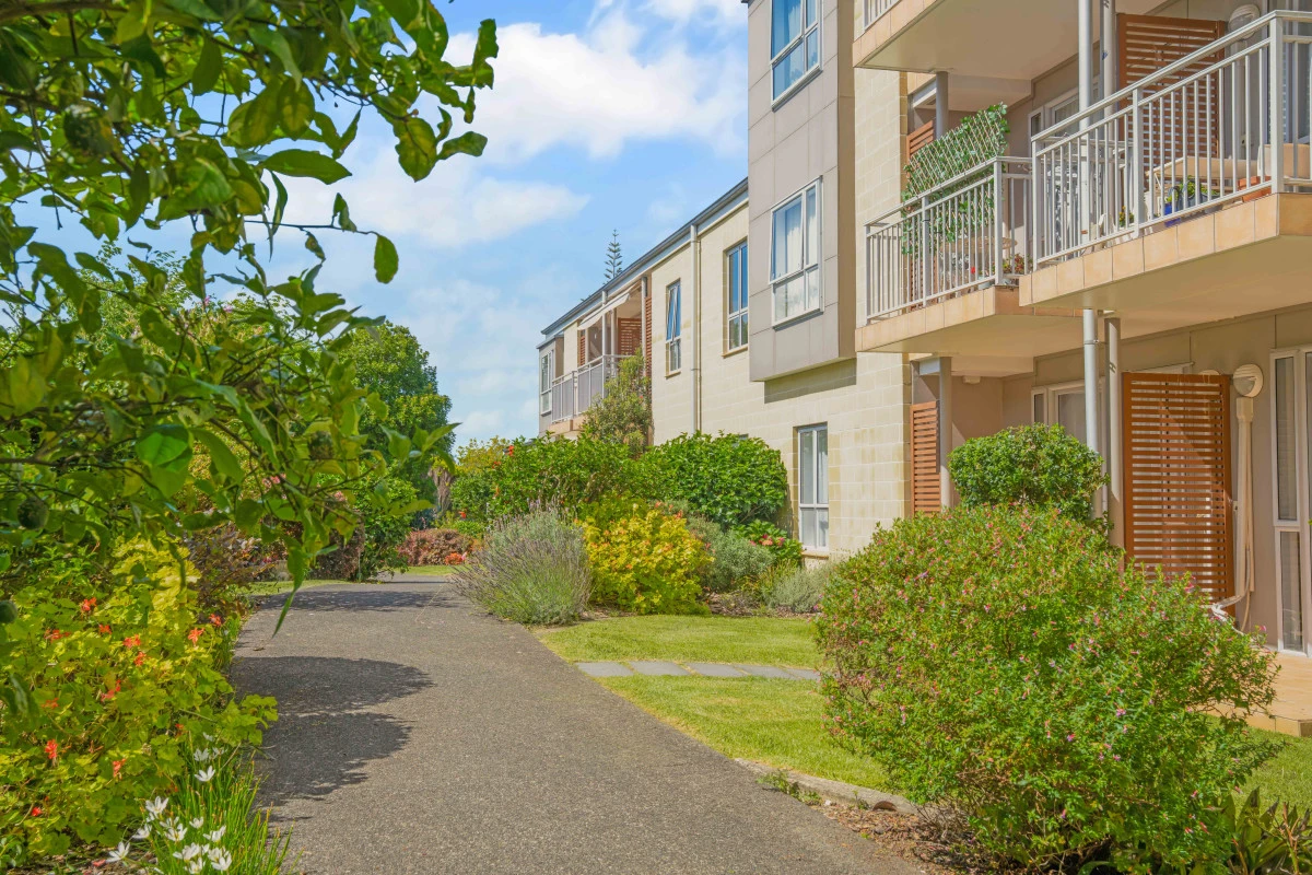 lady-allum-retirement-village-13591