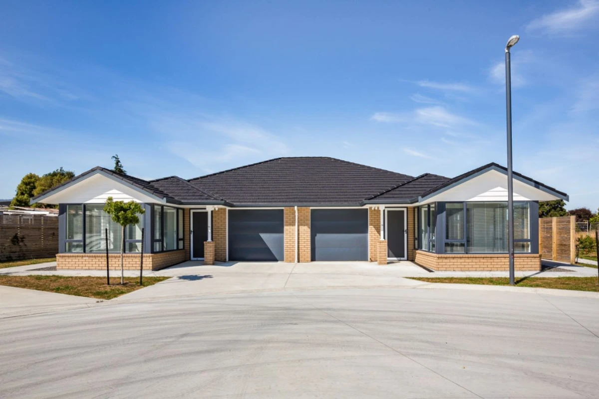 levin-poppy-fields-village-by-enliven-9933