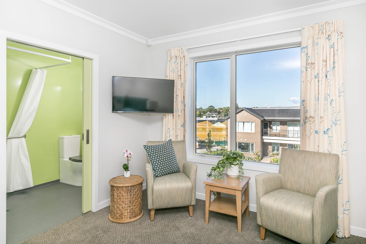 linda-jones-retirement-village-care-home-4675