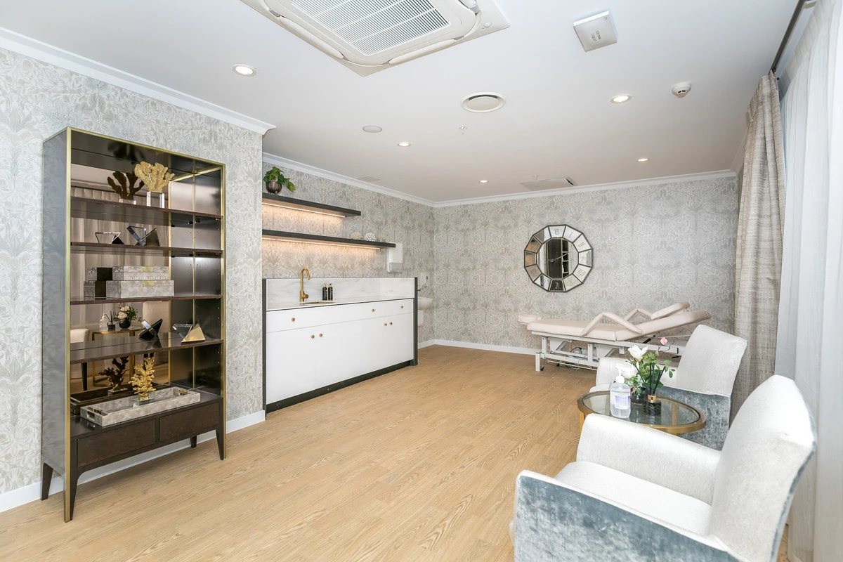 linda-jones-retirement-village-care-home-4678