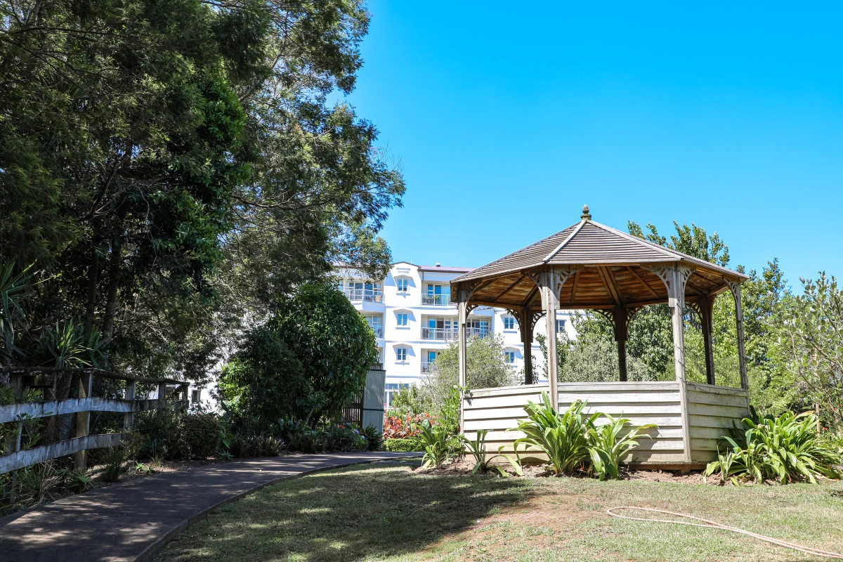 maygrove-village-10656