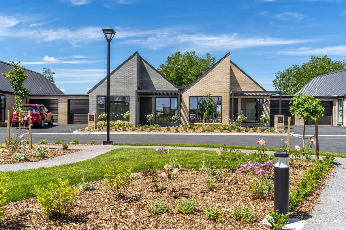 patrick-hogan-retirement-village-9430