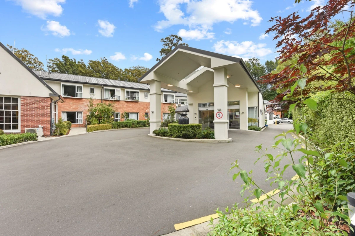 radius-st-allisa-6110