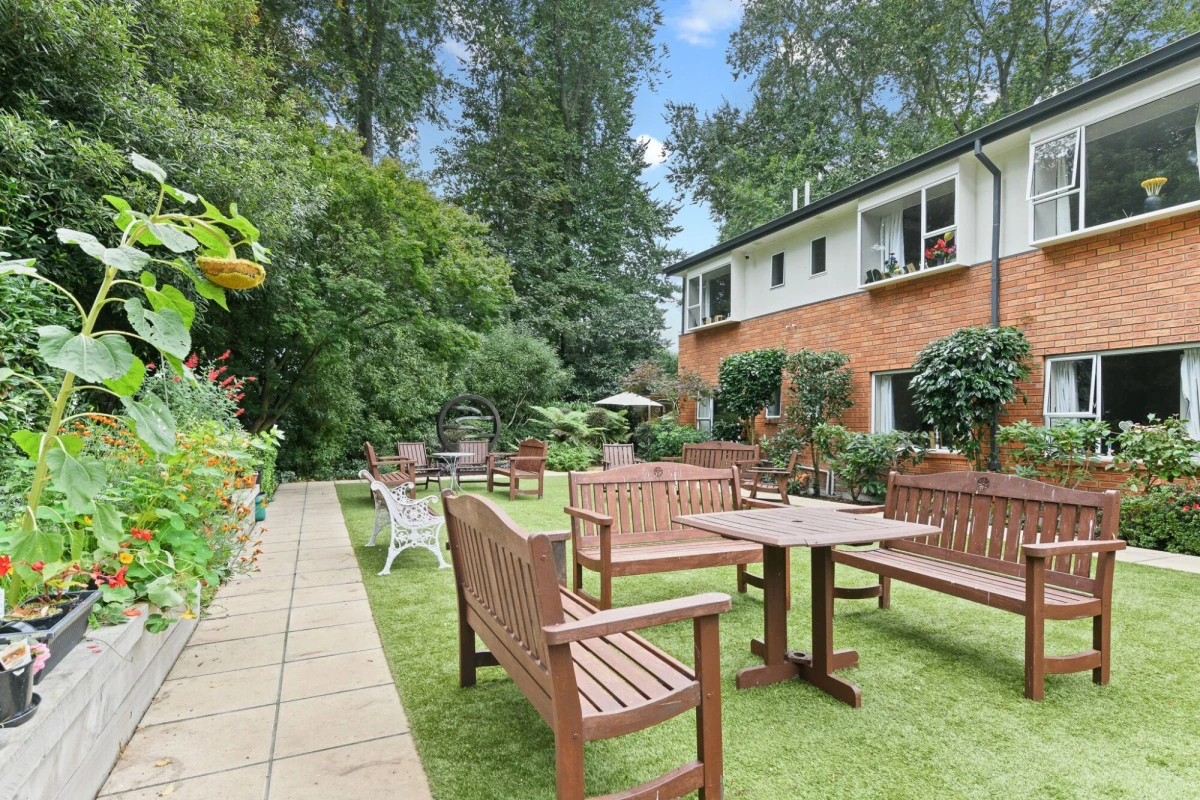 radius-st-allisa-6111