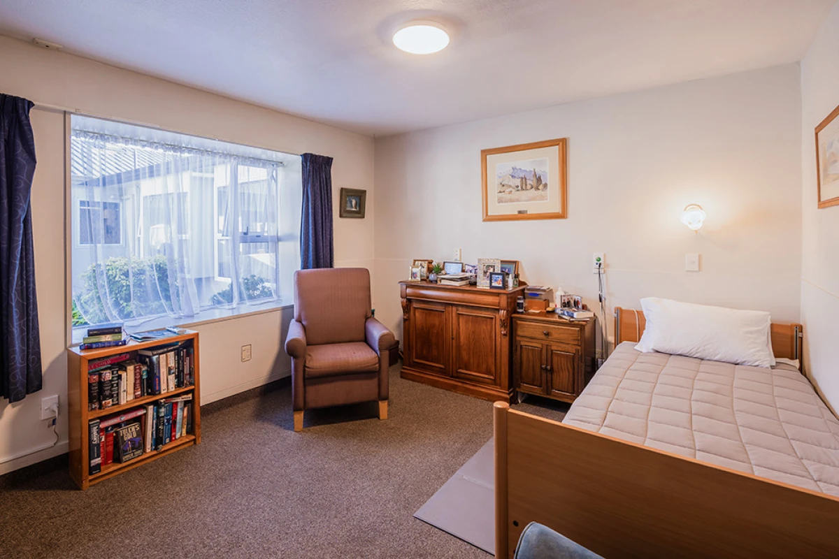 radius-st-helenas-6078