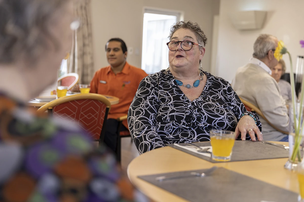 radius-st-helenas-6080