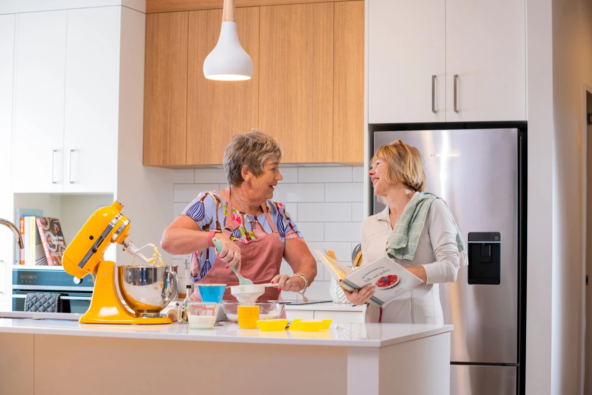 red-beach-vivid-living-12688