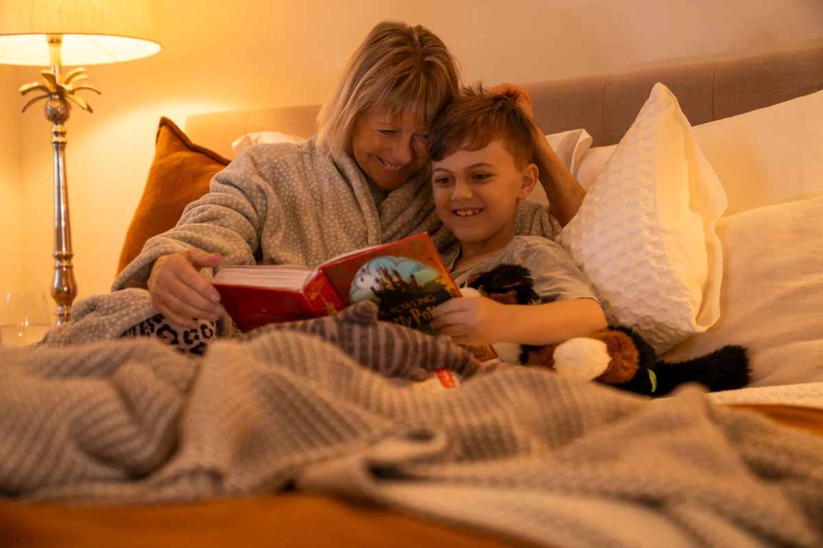 red-beach-vivid-living-12691