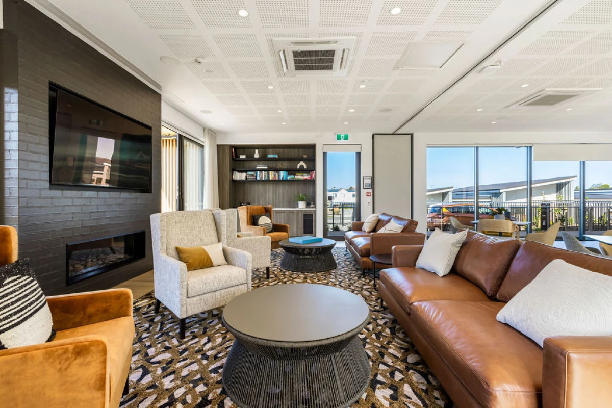 red-beach-vivid-living-9605