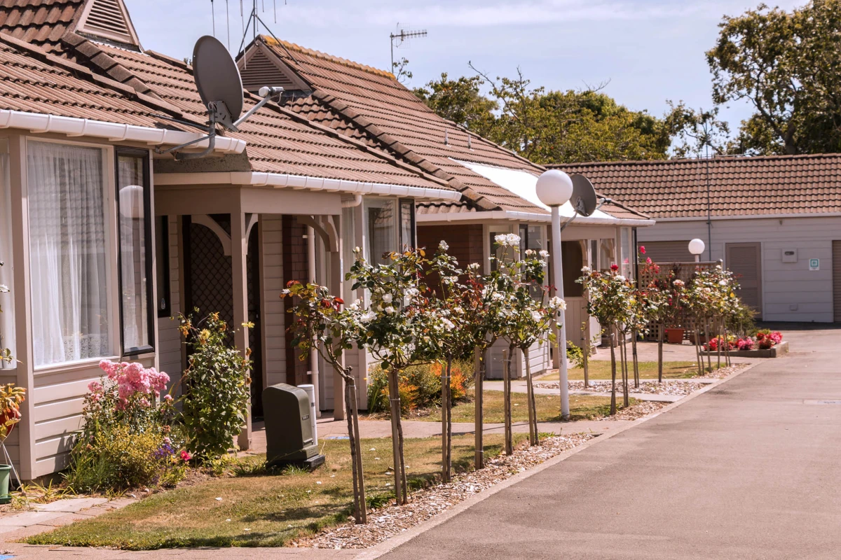 reevedon-retirement-village-by-enliven-6