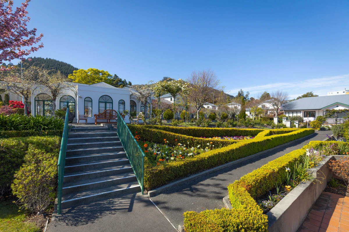 roundhay-retirement-village-9058