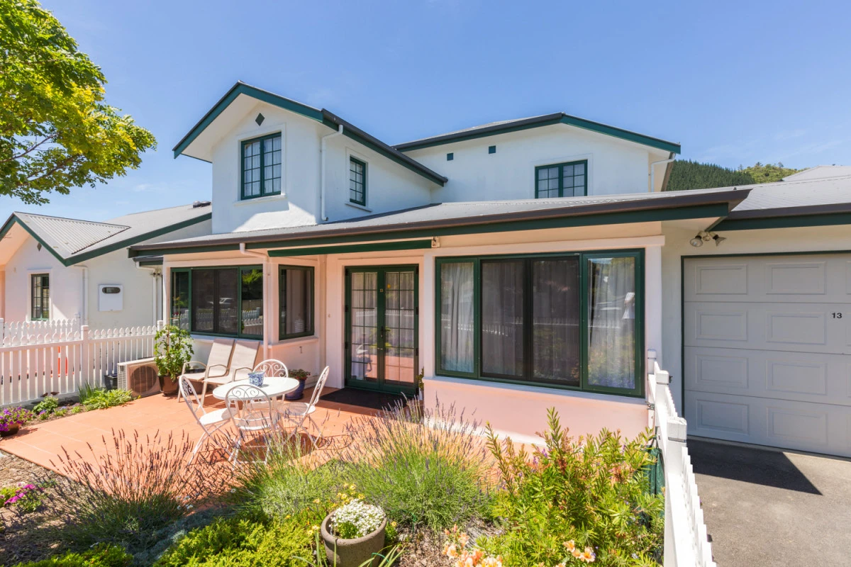 roundhay-retirement-village-9073