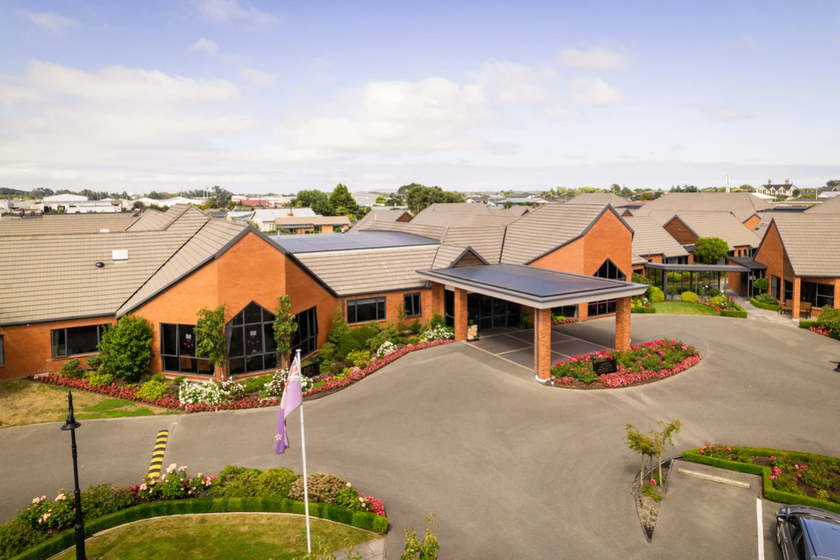 rowena-jackson-retirement-village-care-home-4944