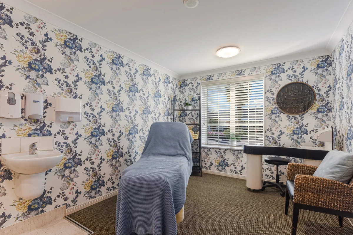 ryman-ernest-rutherford-retirement-village-care-home-6465