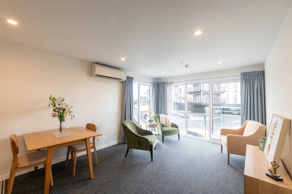 somervale-village-care-home-metlifecare-5599